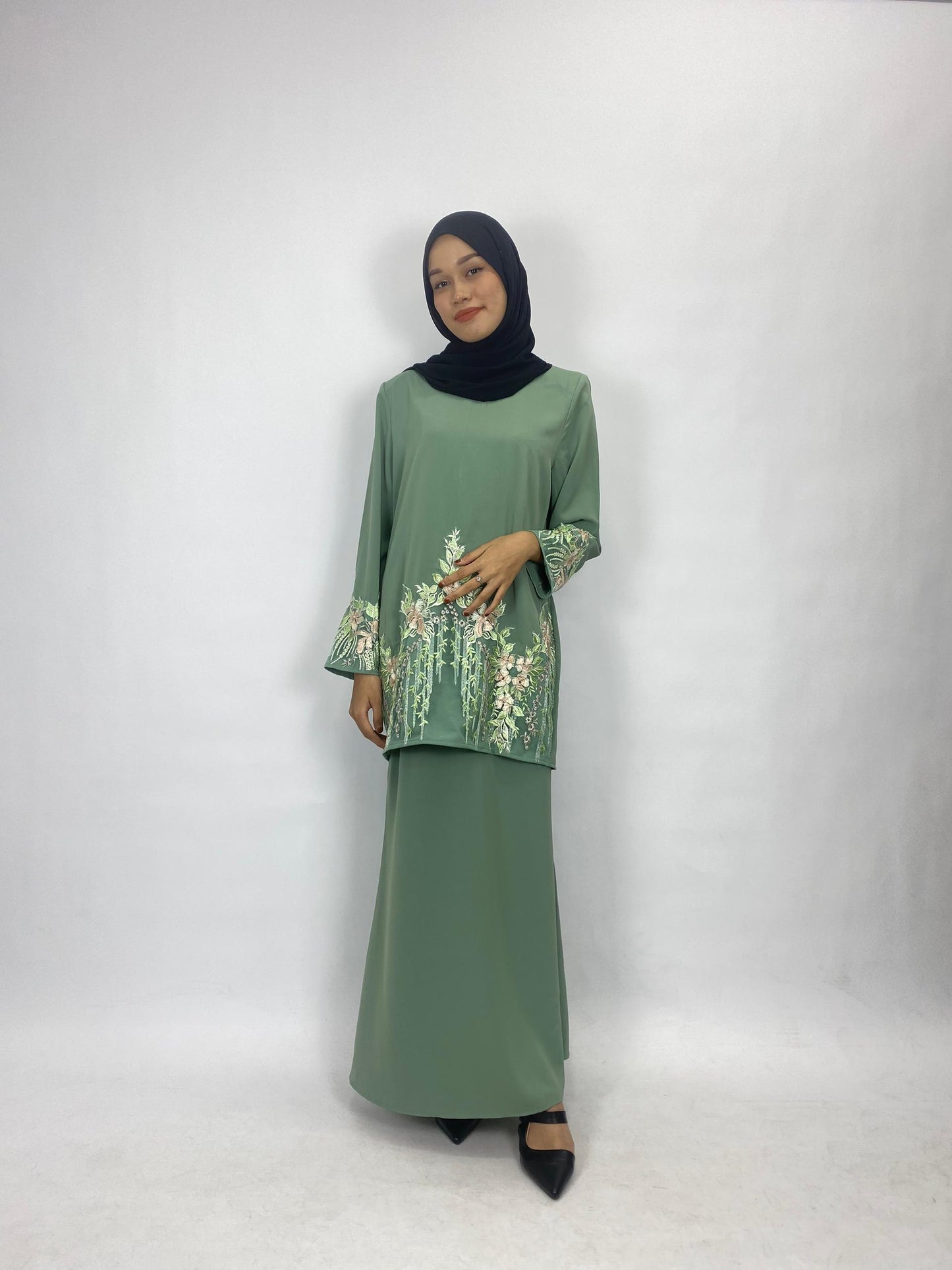 Bentop Baju Kurung Dewasa Modern Fit Series [1] Satin mix  Set Fabric Wanita Couple Set 1